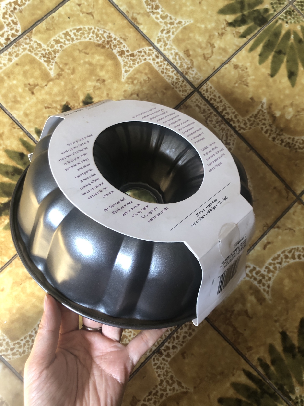 Non-stick Fluted cake pan - photo 2