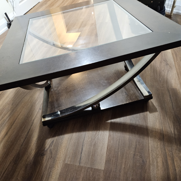 Free Glass Coffee Table on wheels! #freecycle - photo 3