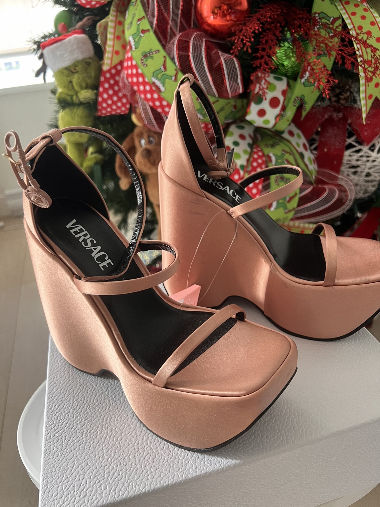 Versace image indicator(9)