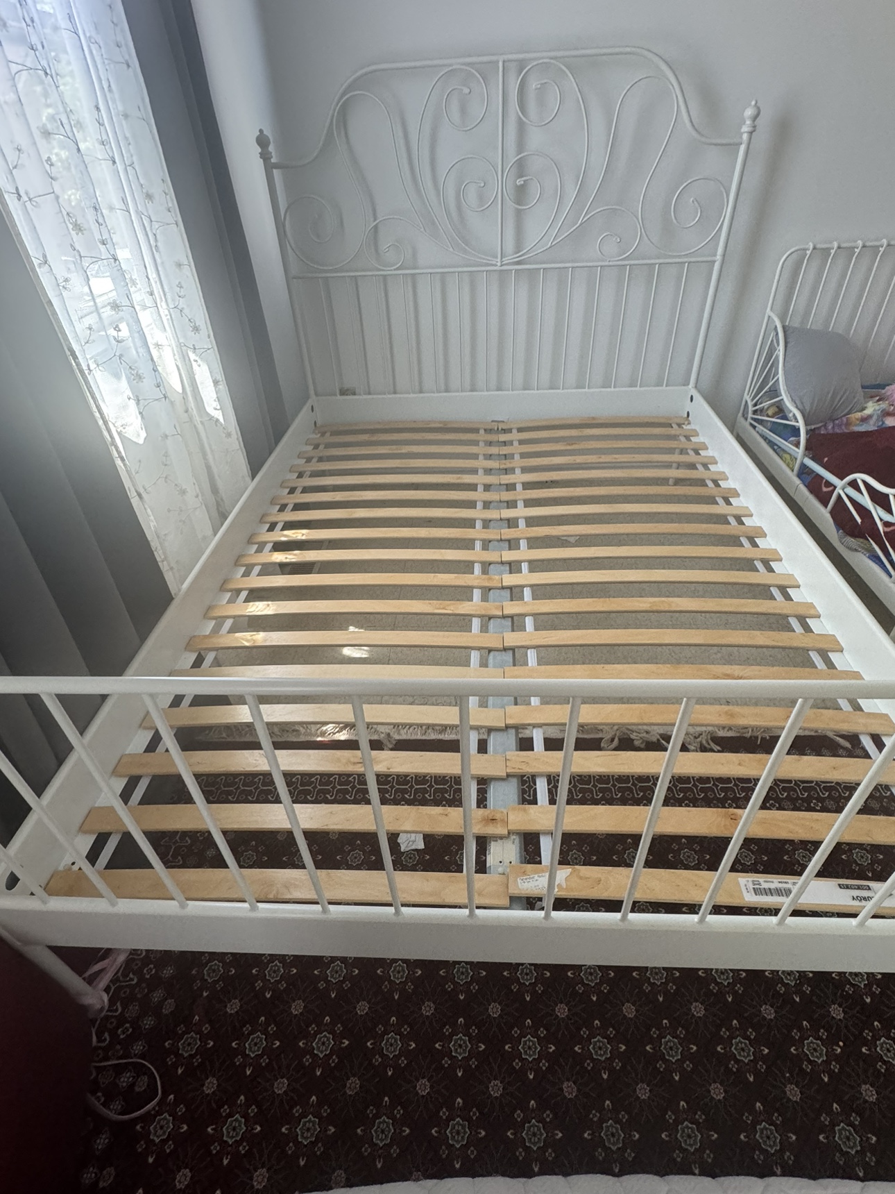 Queen Size Bed - photo 3
