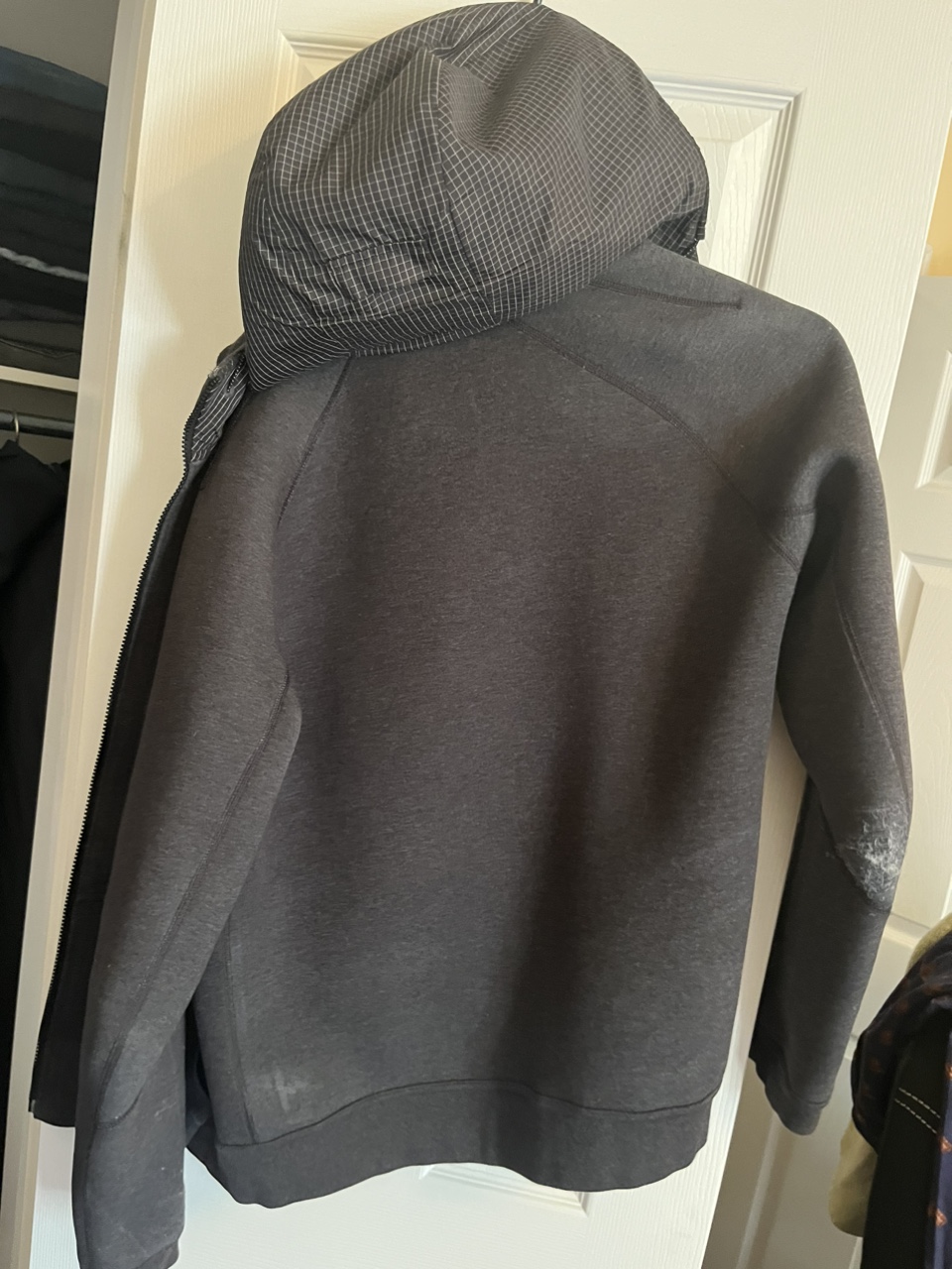 Nike Thermafit hoodie image indicator(6)