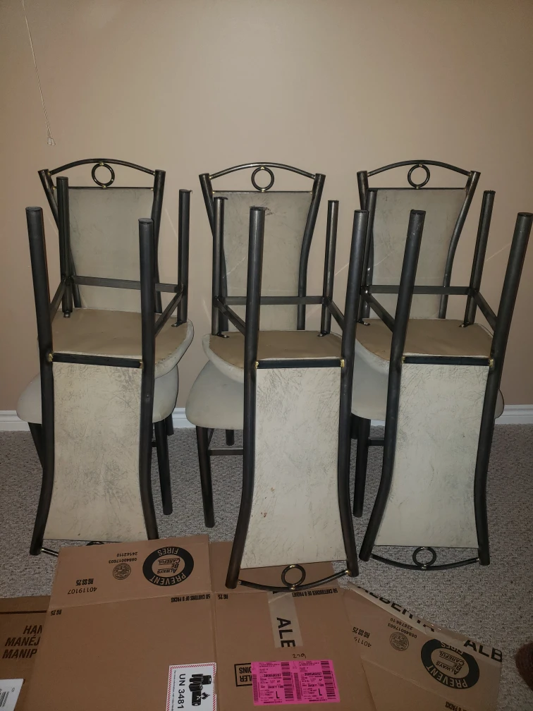 glass table with set of chairs - photo 2