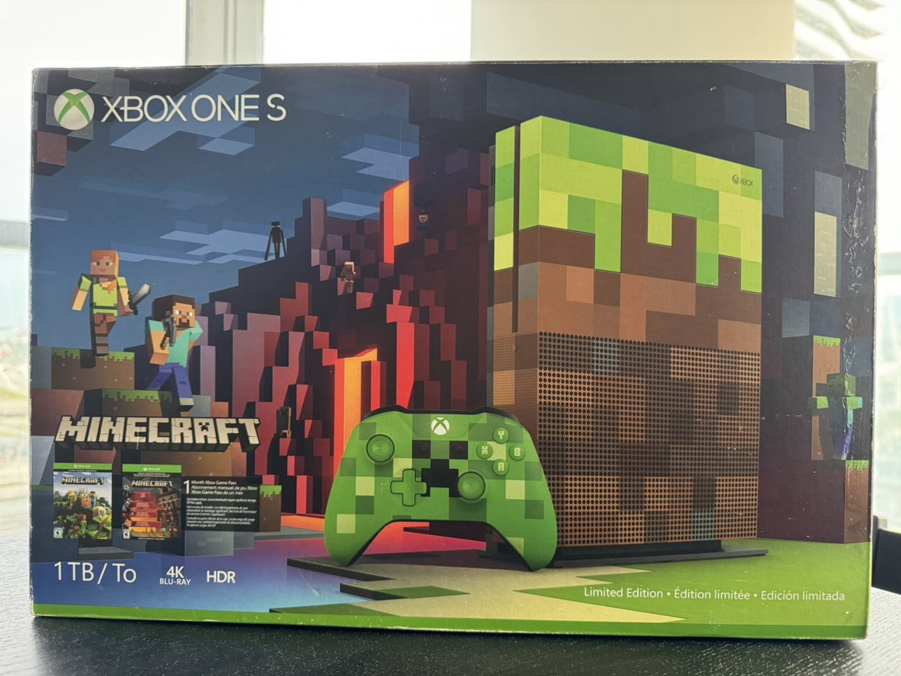 Xbox One S MineCraft Edition. - photo 2