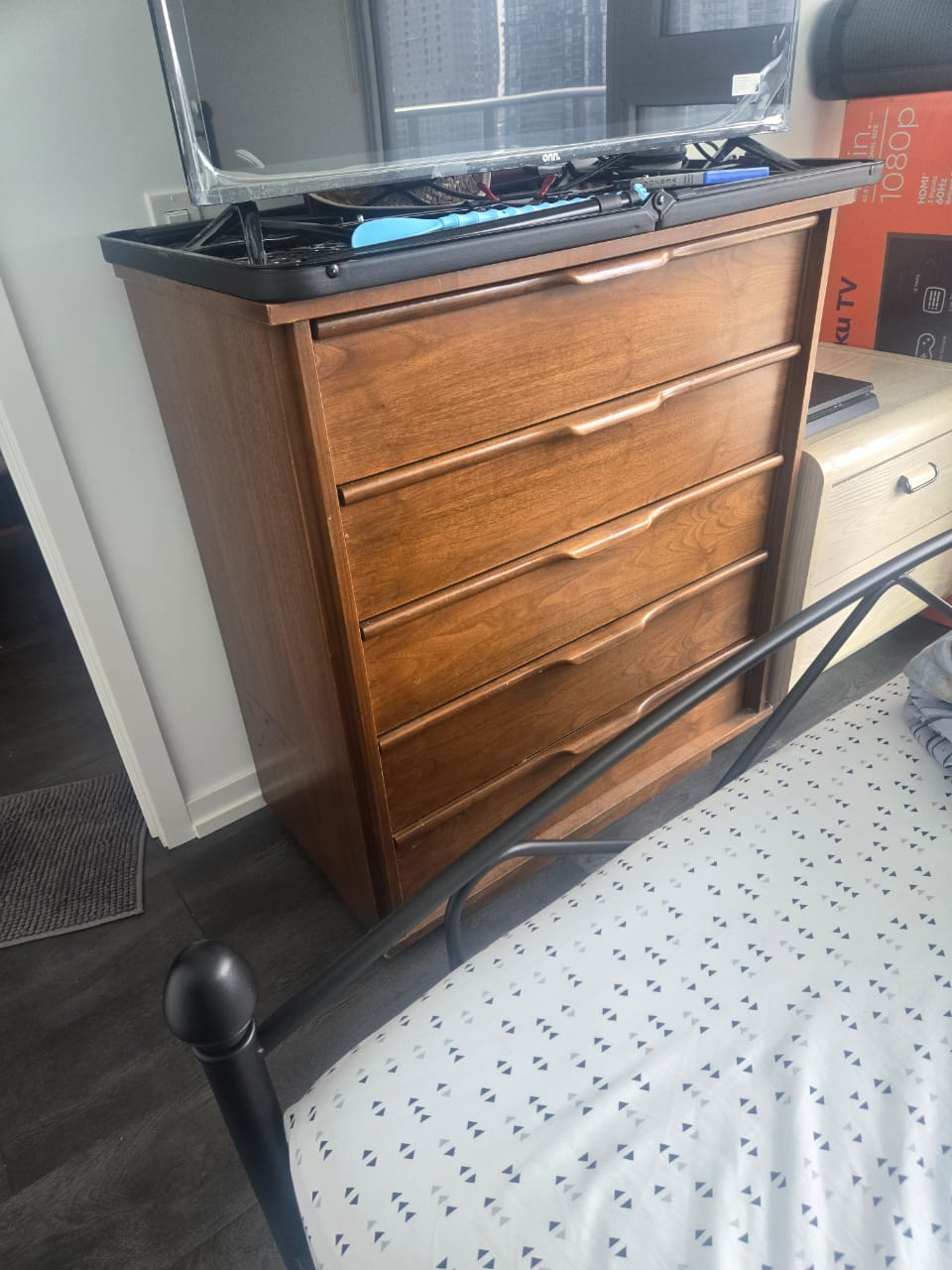 {Almost Free} 2 Solid Hardwood Furniture Items for flash sale - photo 2