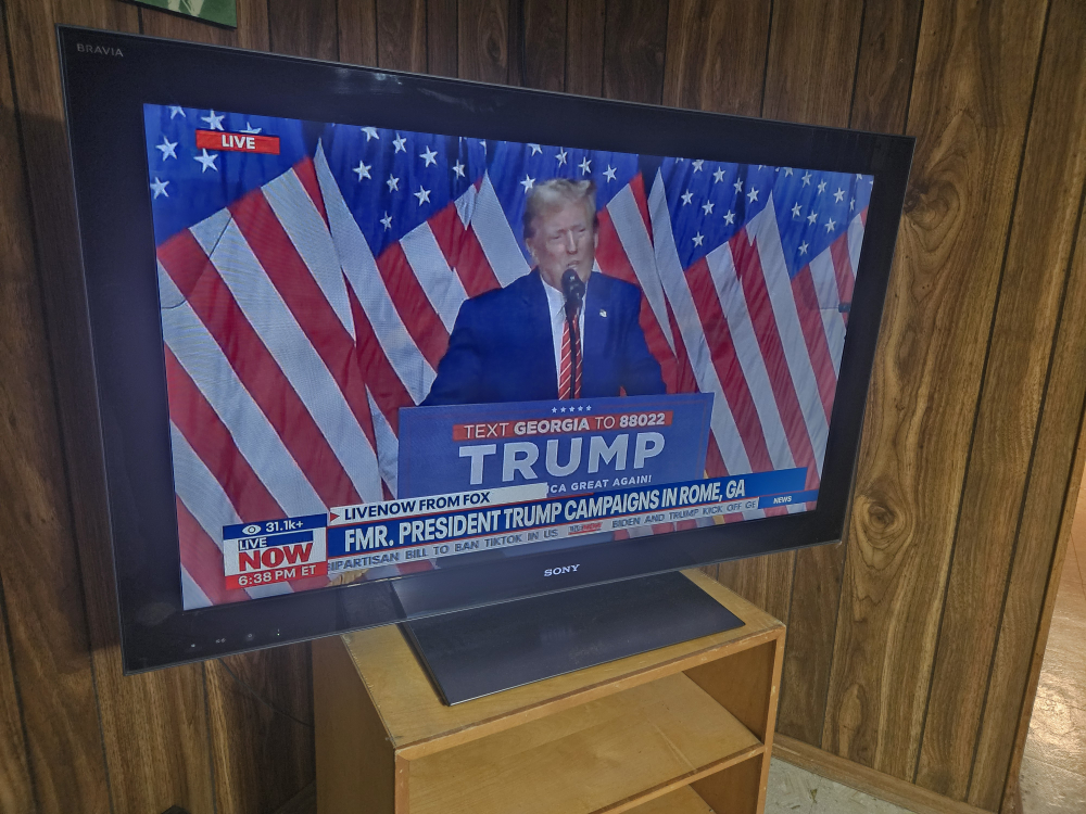 Sony BRAVIA / 46" Class / 1080p / 240Hz / LCD HDTV - photo 3
