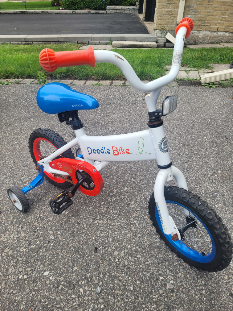 Doodle Bike with Training Wheels