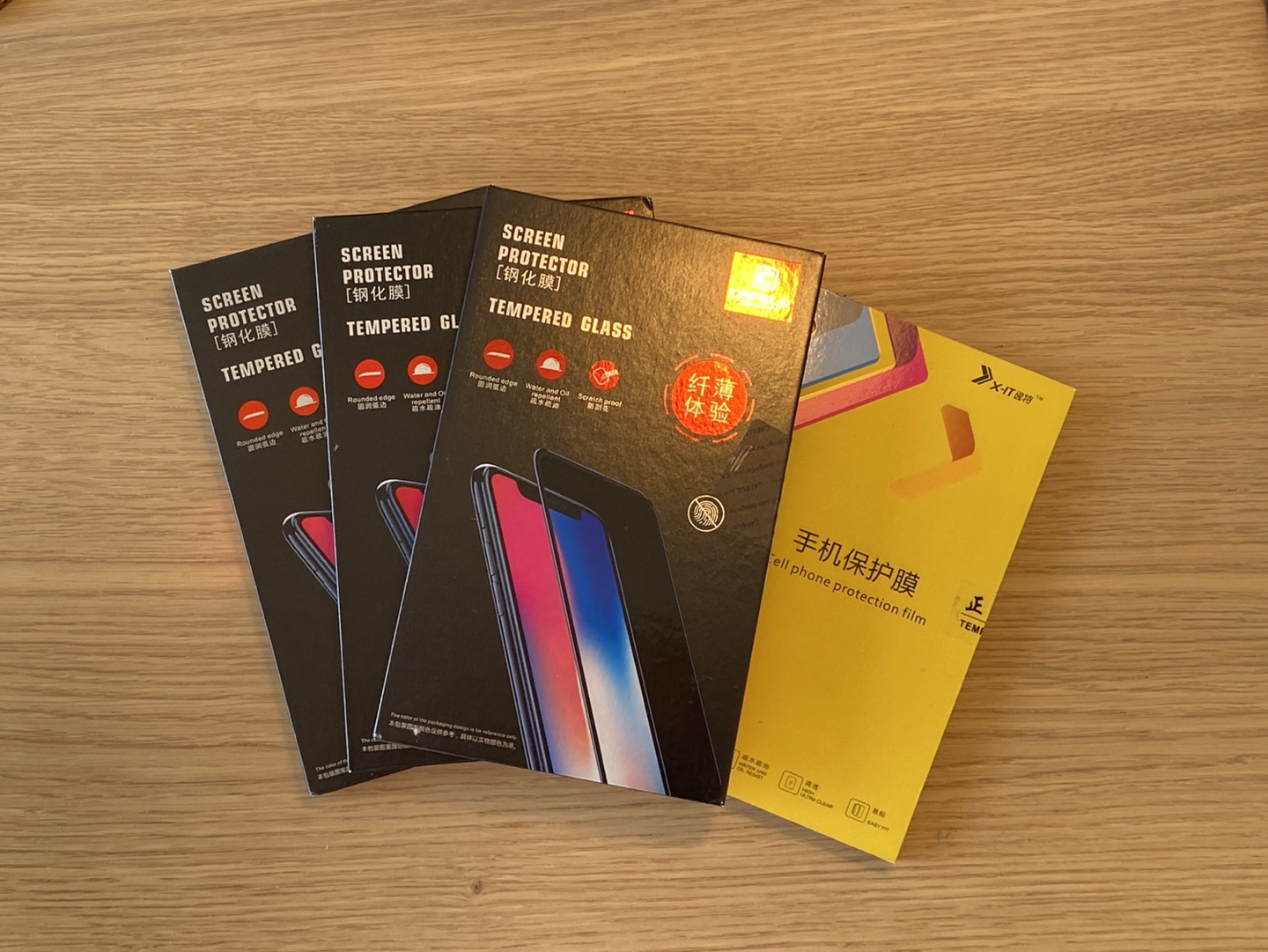 iPhone 11 Pro Max/XS Max - Screen Protector and Cases