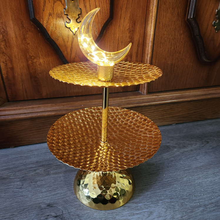 Gold toned serving stand w/working string lights & moon ornament