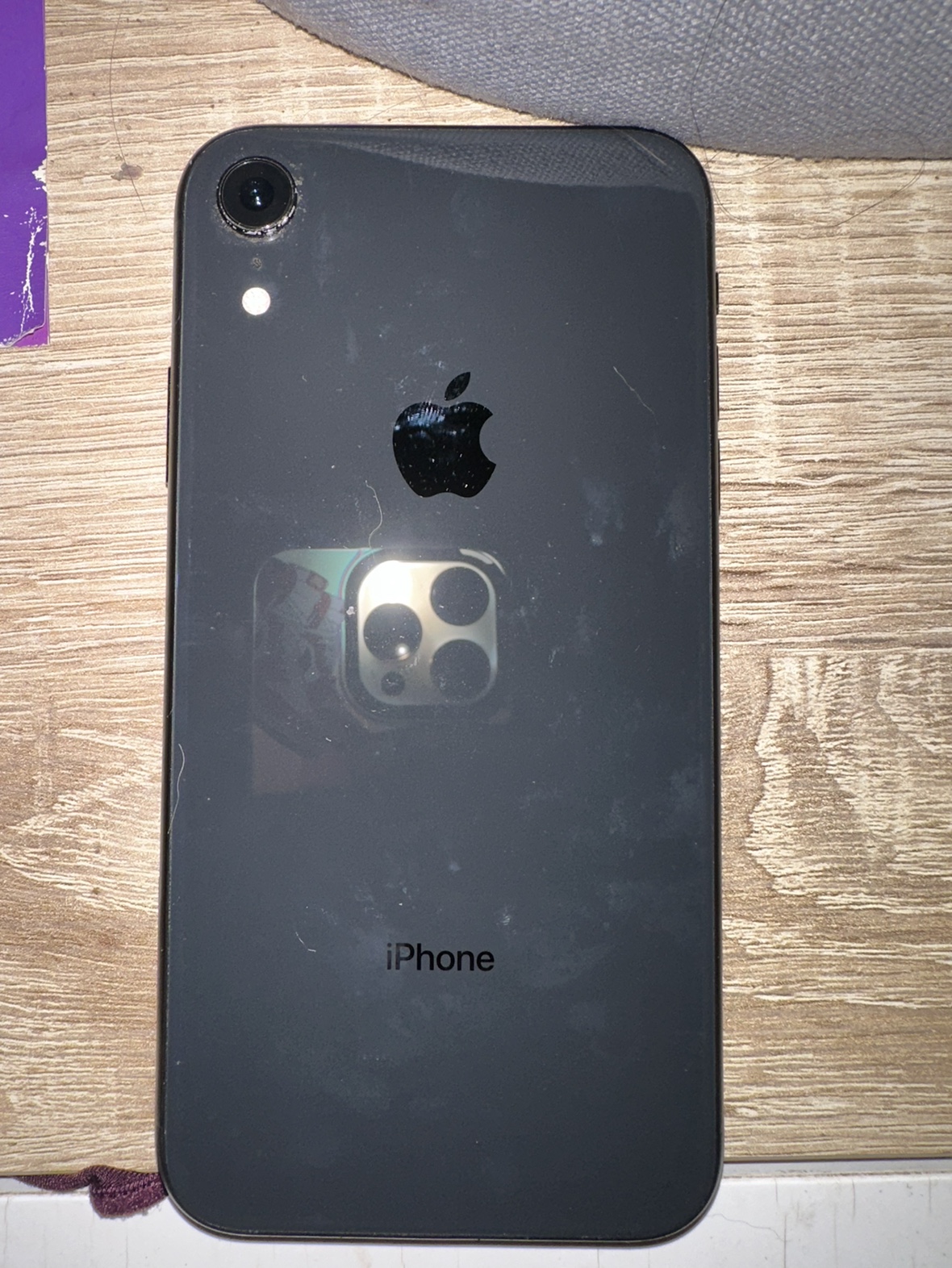 Unlocked iPhone XR 128GB - photo 2