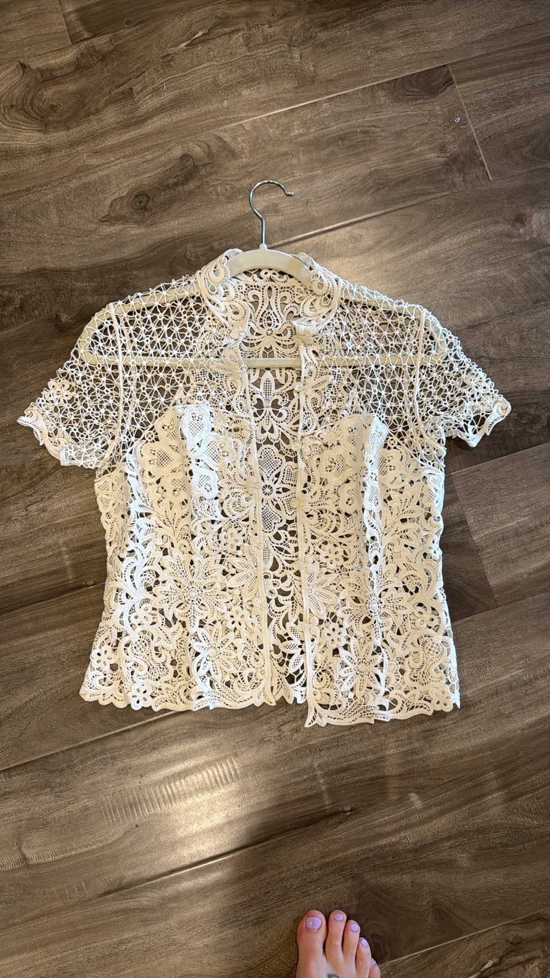 White lace / crochet top - xs image indicator(2)