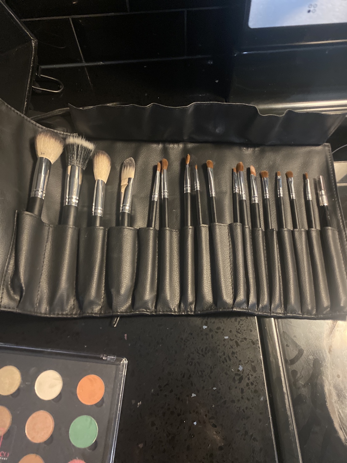 Professional makeup set with nice box - photo 2