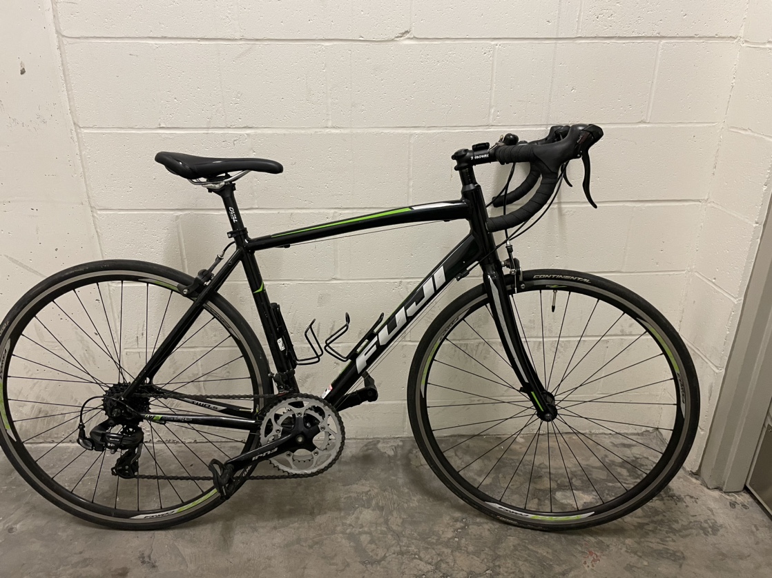 Fuji Sportif 2.5 Road Bike Serviced and new Conti tires