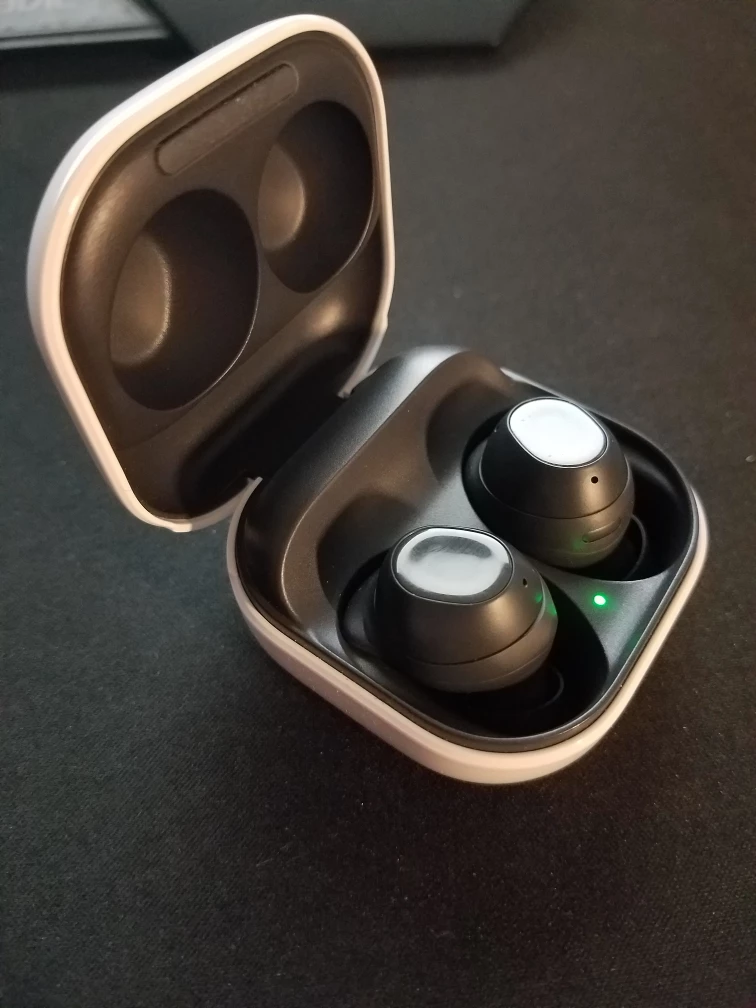 Samsung buds fe