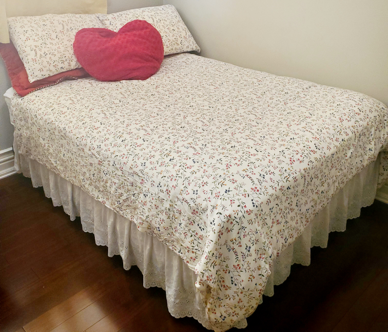 Mattress with box spring and frame ( full siz)