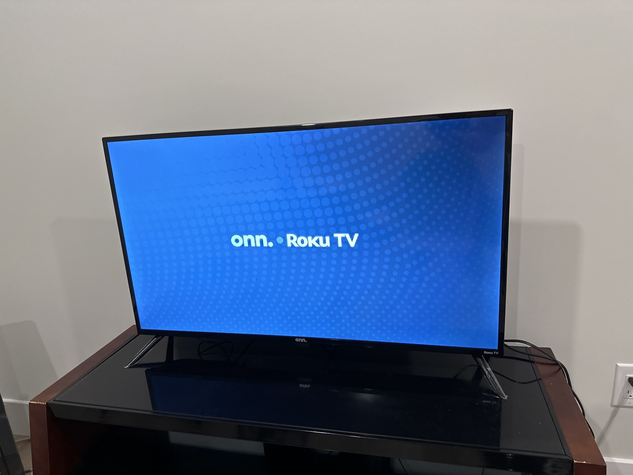 Onn Roku TV - photo 2