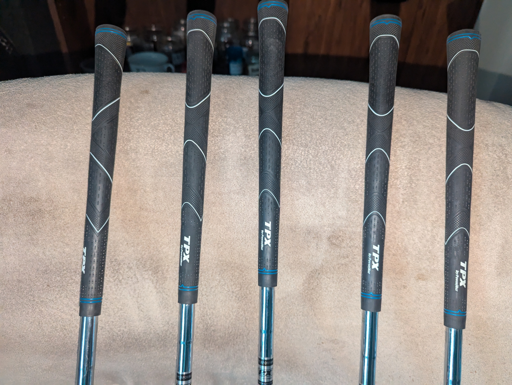 tpx golf clubs irons / graphite woods