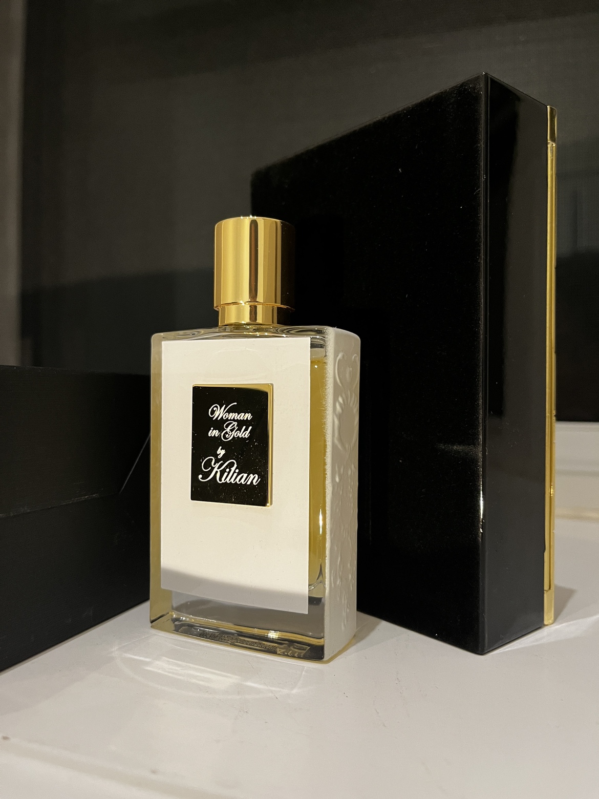 Kilian Woman in Gold Coffret Set | Fragrance Perfume image indicator(2)