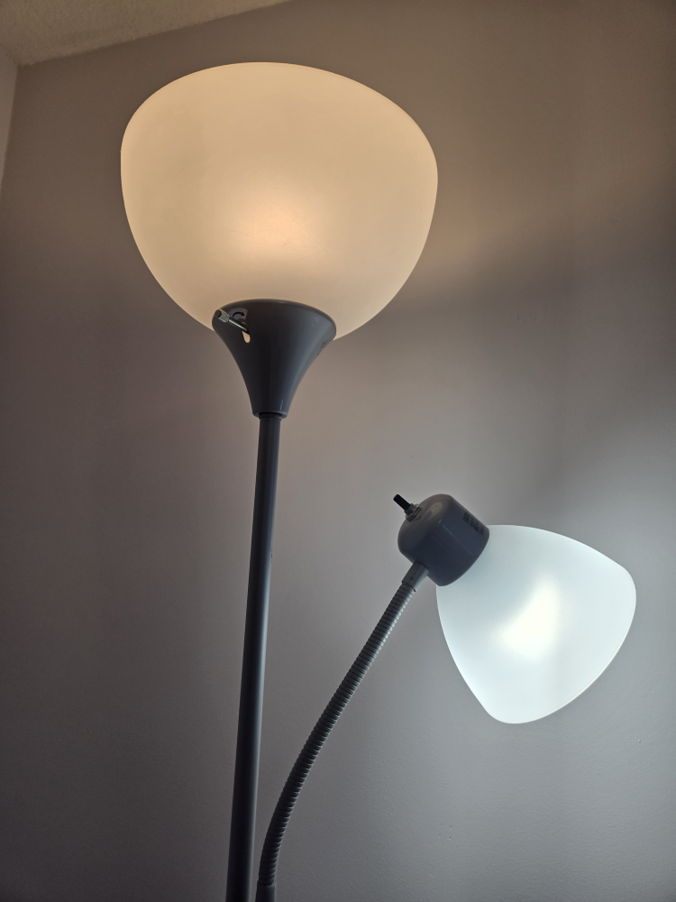 lamp stand - photo 3