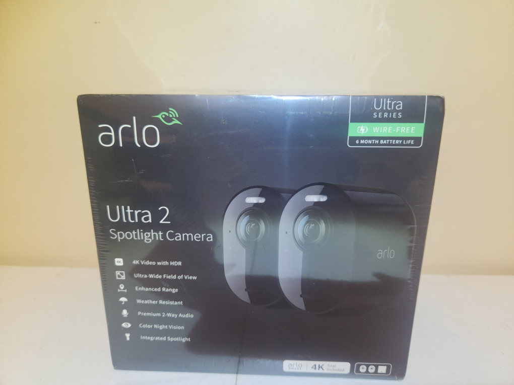 ARLO ULTRA 2 WIRELESS SPOTLIGHT 4K CAMERA KIT