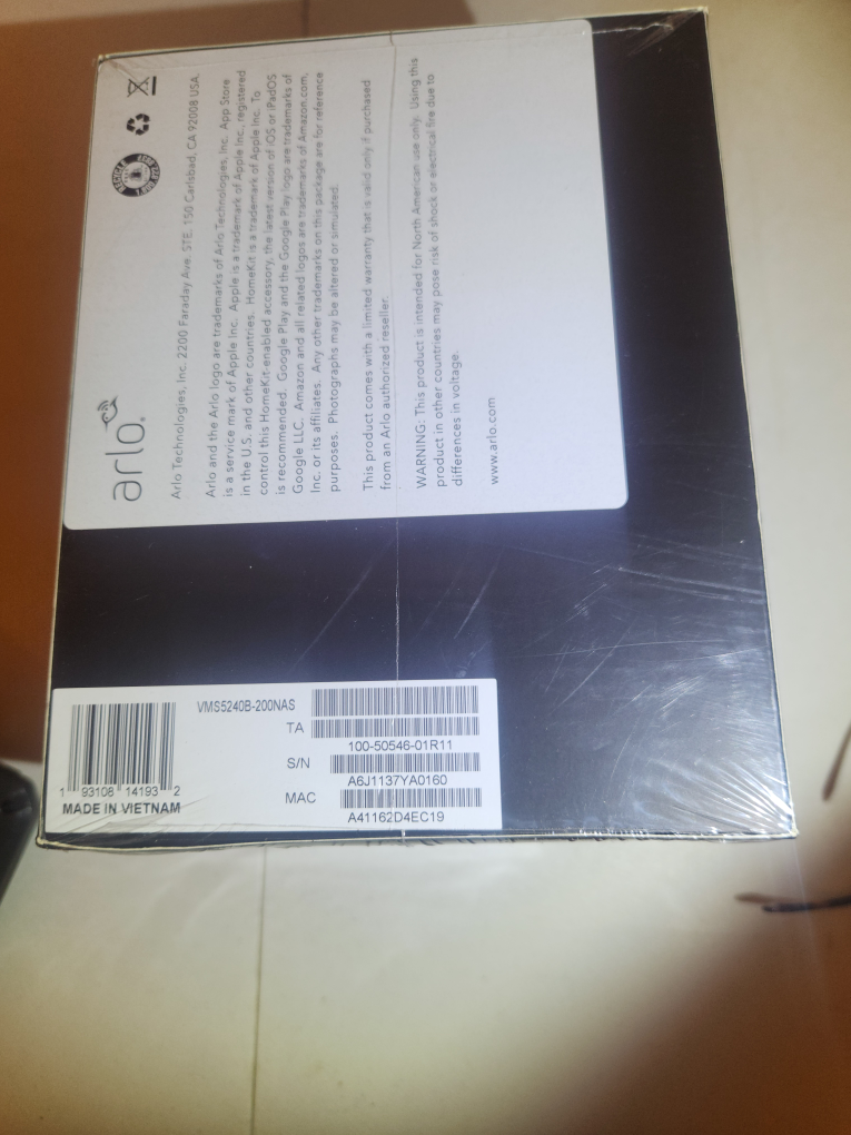 ARLO ULTRA 2 WIRELESS SPOTLIGHT 4K CAMERA KIT - photo 2