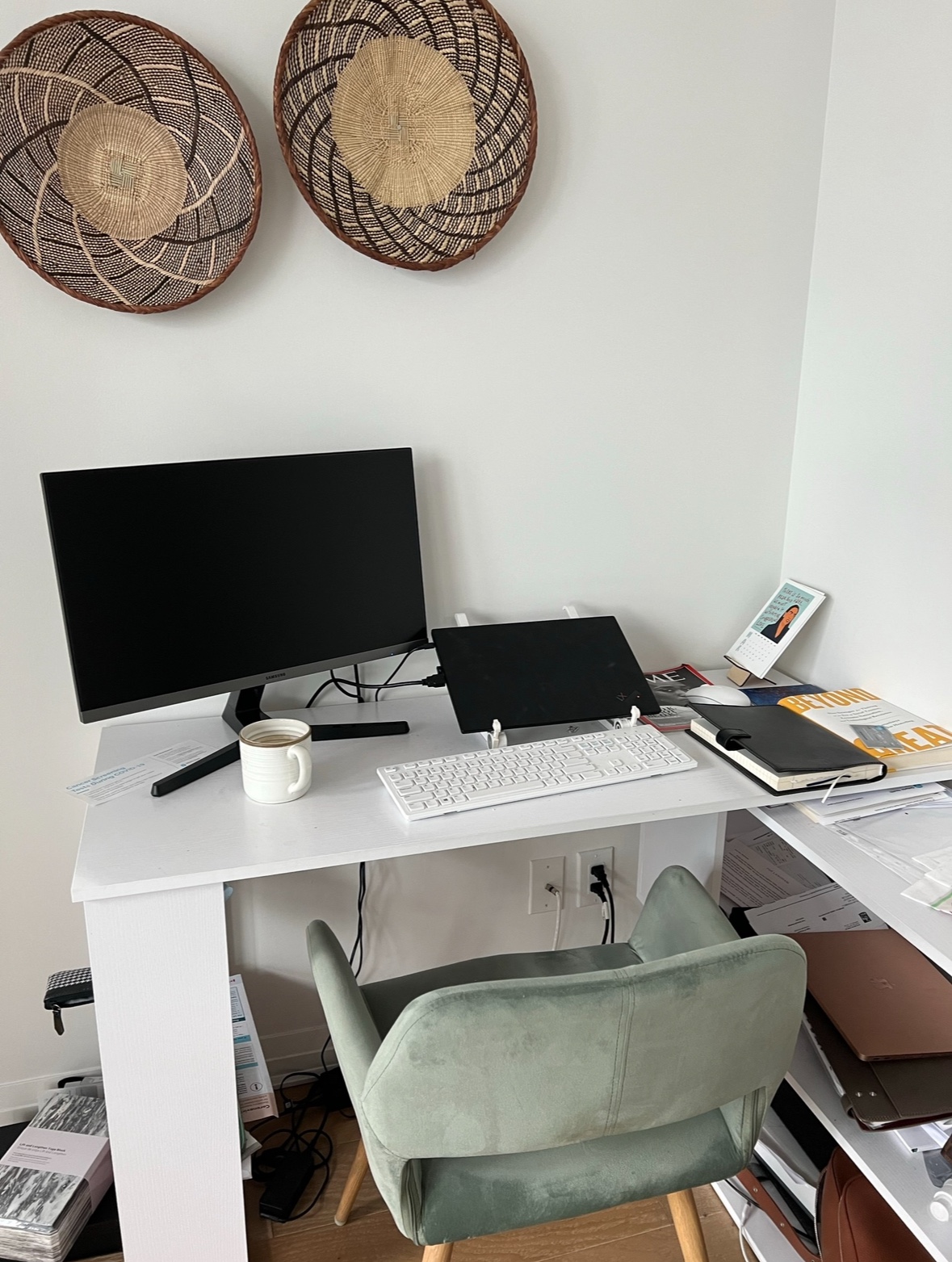 Samsung 24" Monitor FHD 75Hz 5ms GTG IPS LED thumbnail