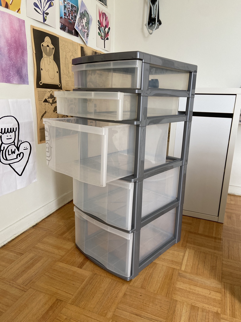 Plastic storage drawers thumbnail