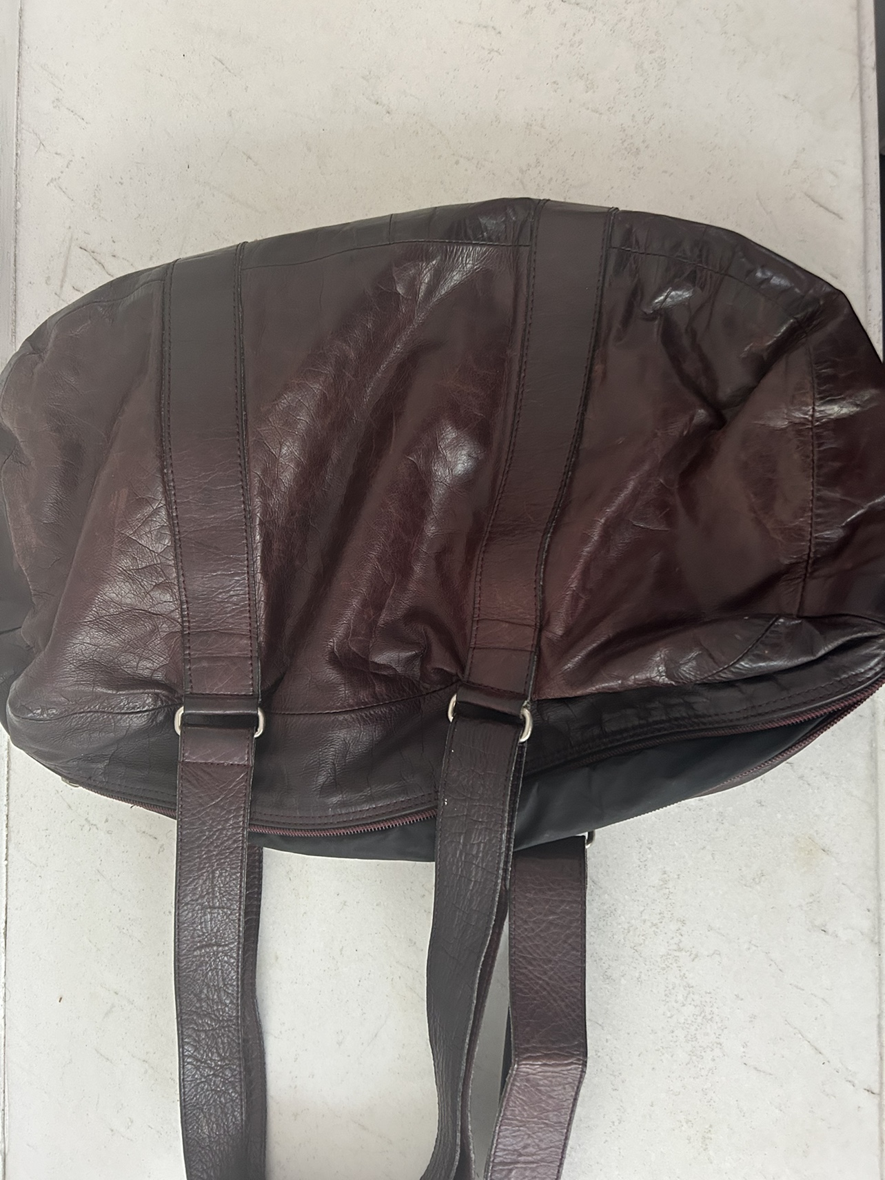 Beautiful brown leather Rugby North America bag image indicator(7)