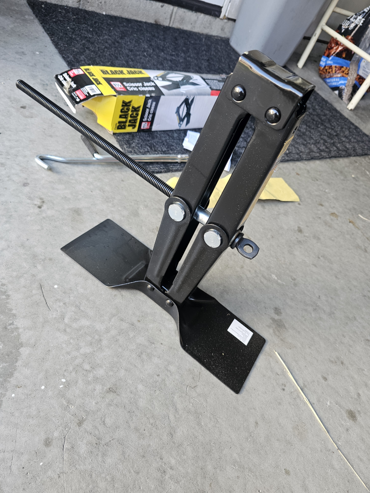 black jack scissor jack - photo 2