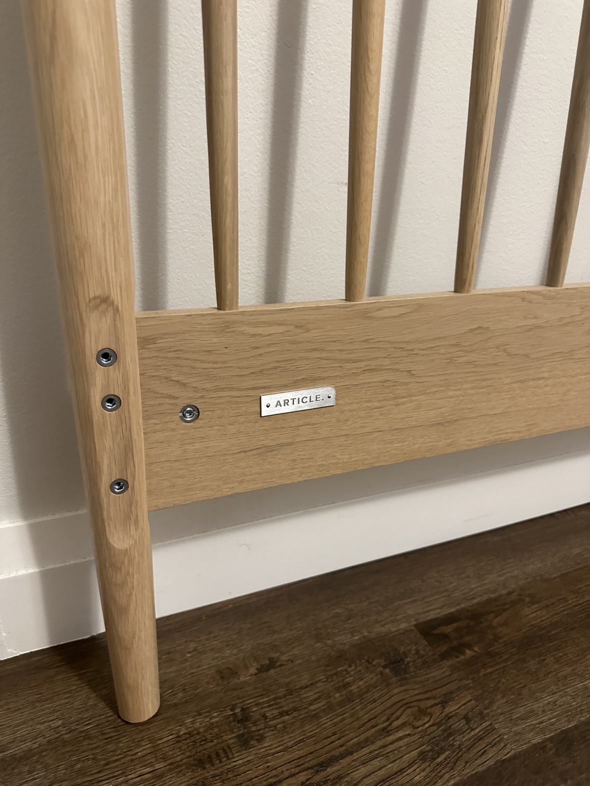 Free Queen Article Lenia Headboard - photo 2
