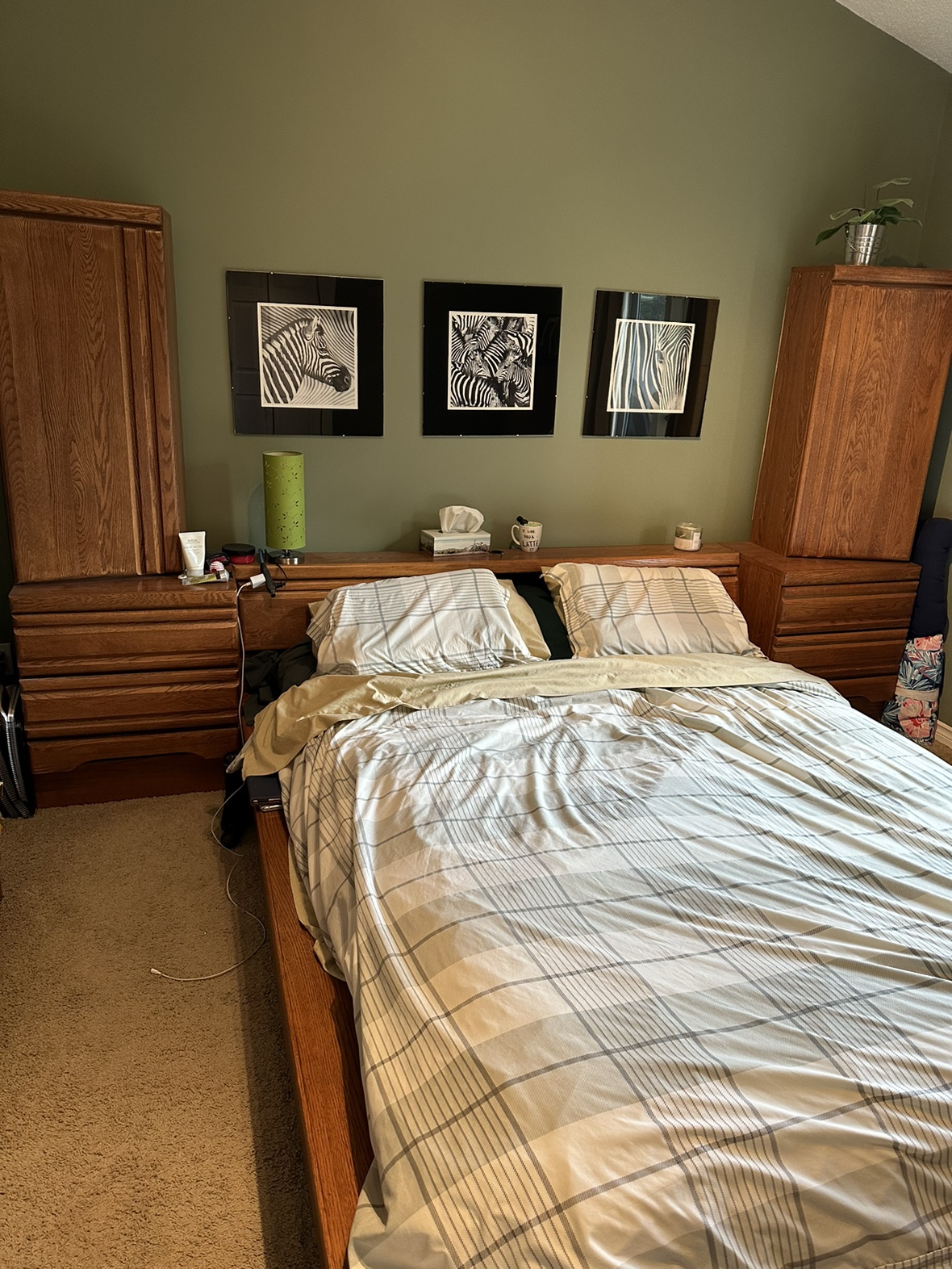 FREE Oak Platform Bed Frame with Storage + 2 Dressers