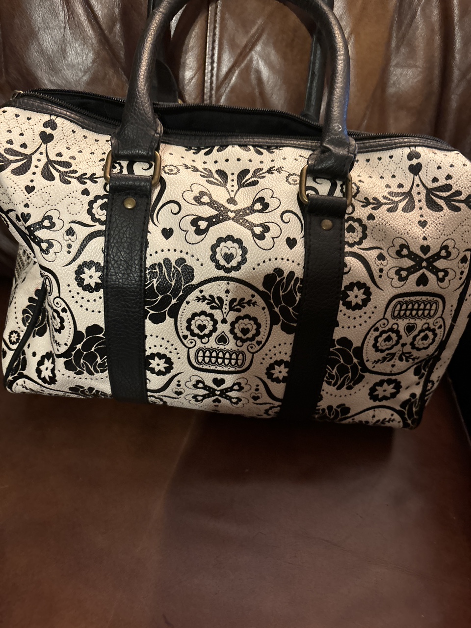 LOUNGFLY PURSE