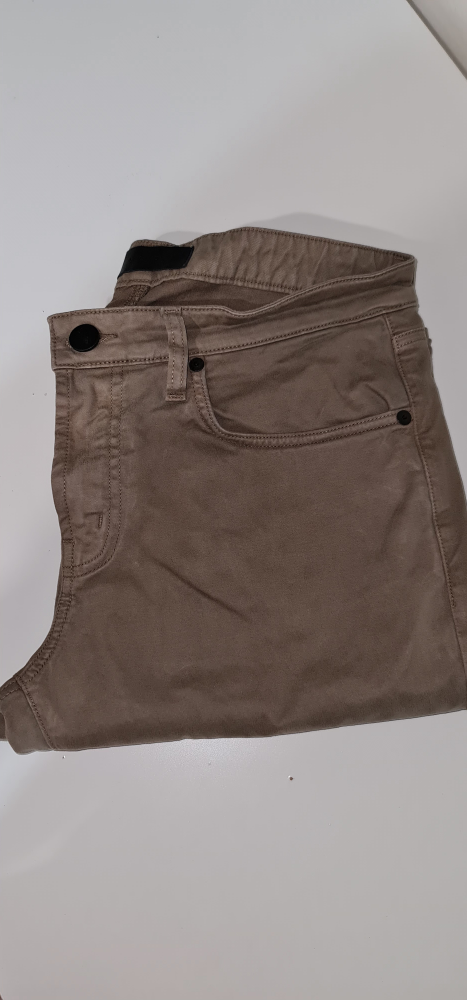 Free brown pants thumbnail