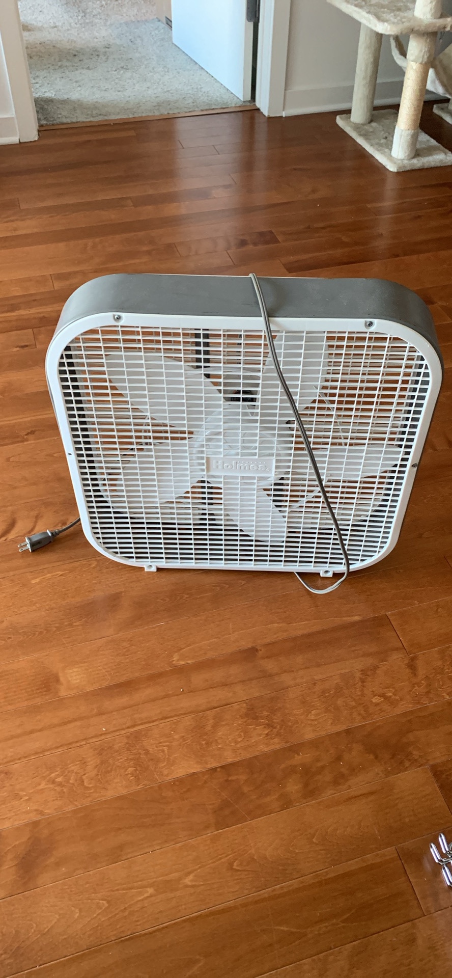 Standing fan