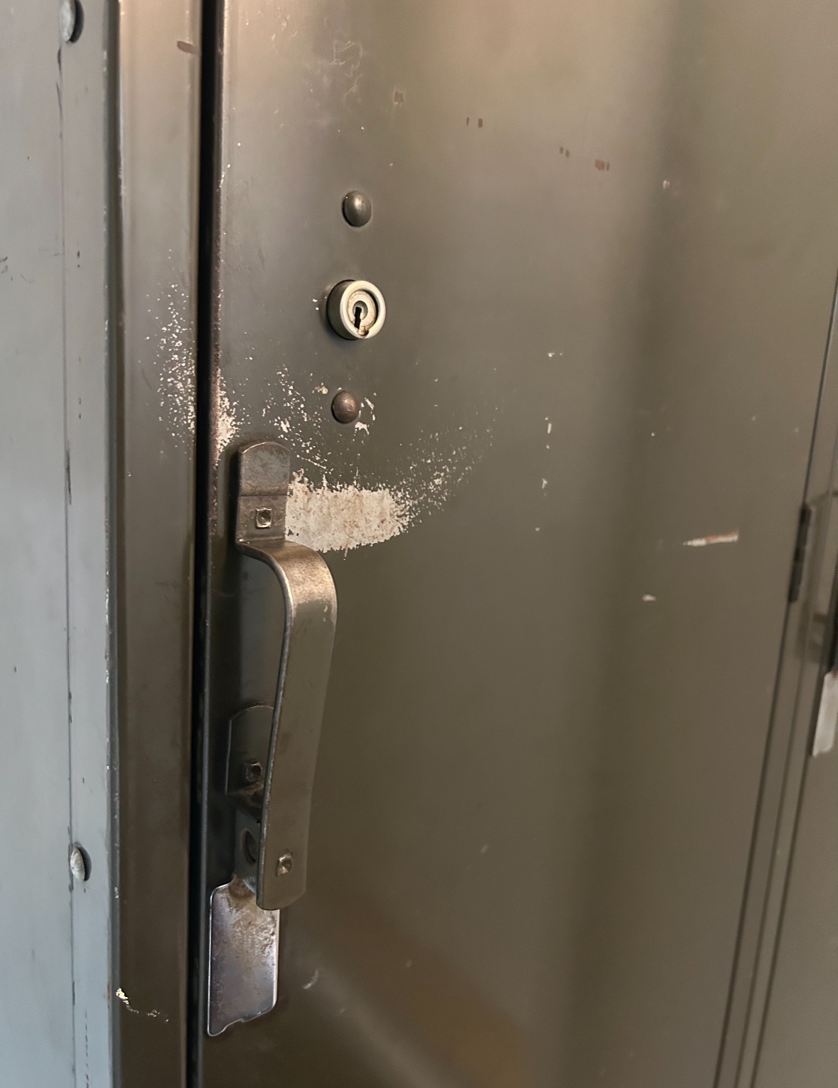 Vintage Lockers (bank of two) - photo 5