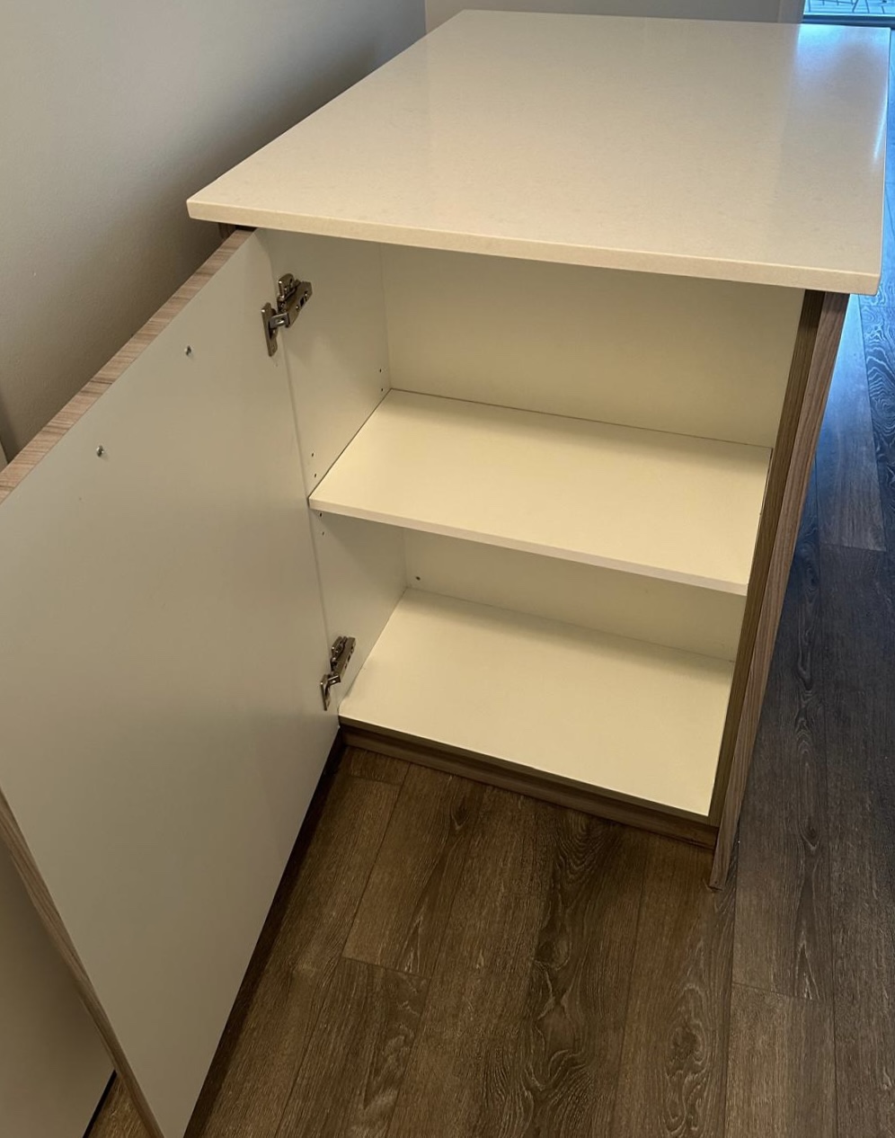 ⚠️MUST GO!⚠️Marble Kitchen Island with storage - photo 5
