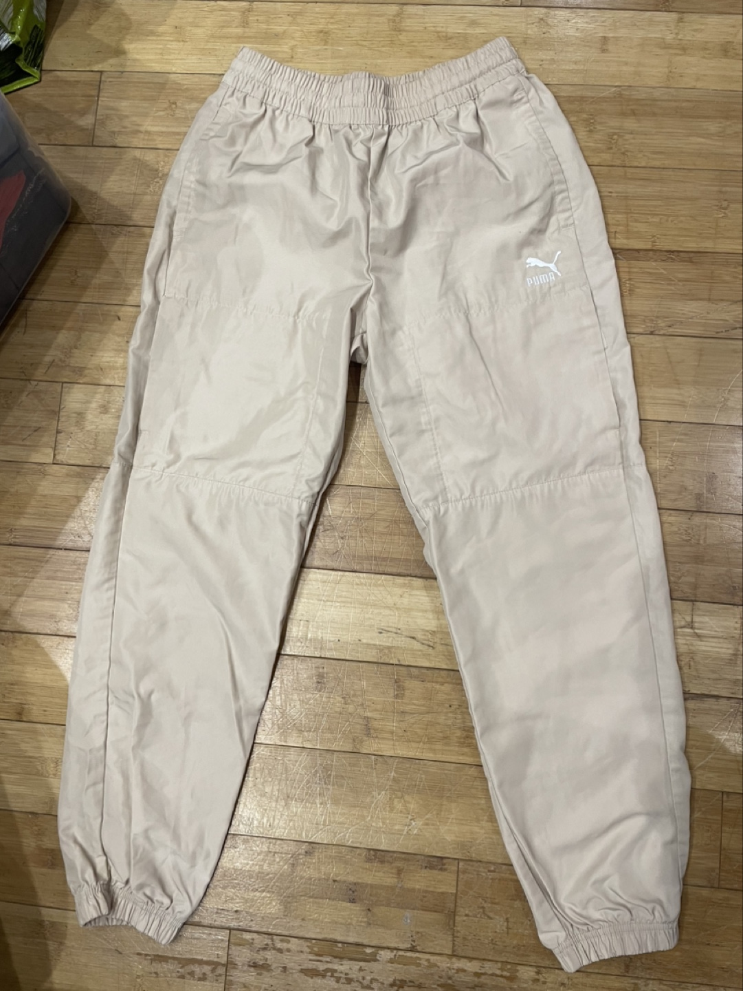 puma joggers thumbnail