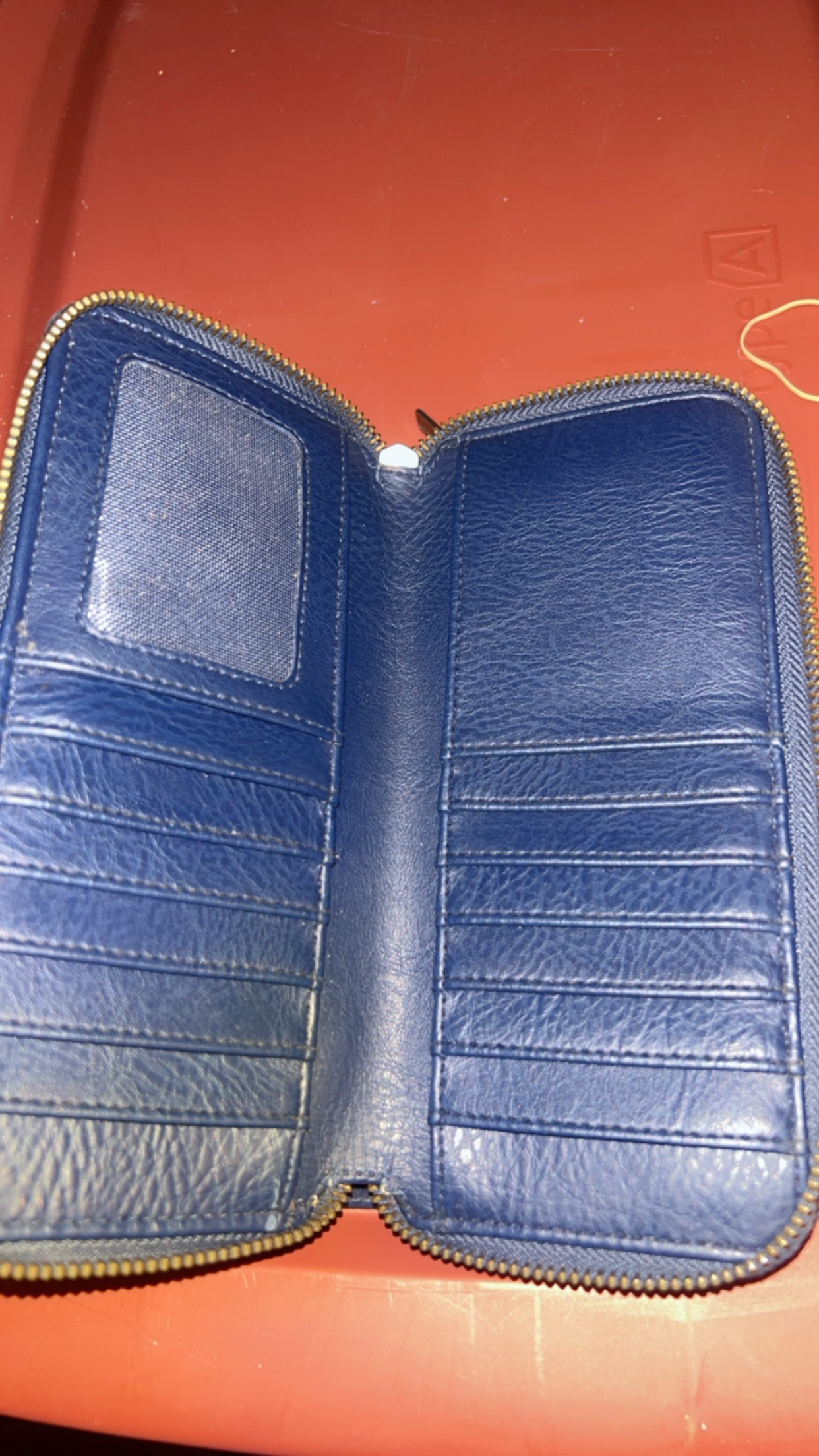 #freestyle Matt & Nat double sided wallet image indicator(2)