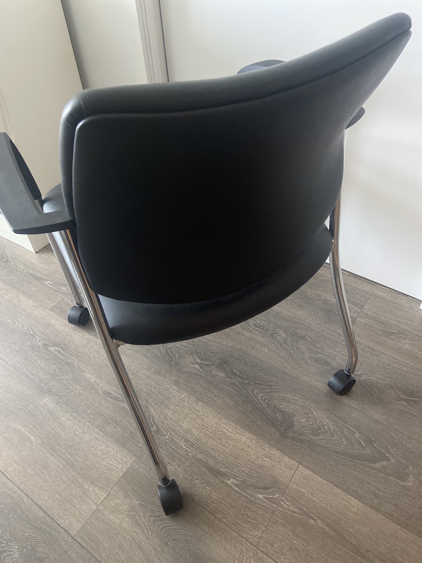 Moving sale - Office chair - photo 2