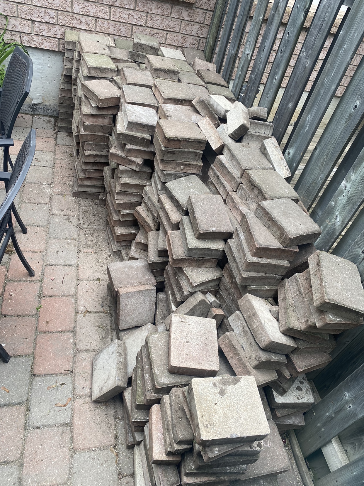 Interlock bricks