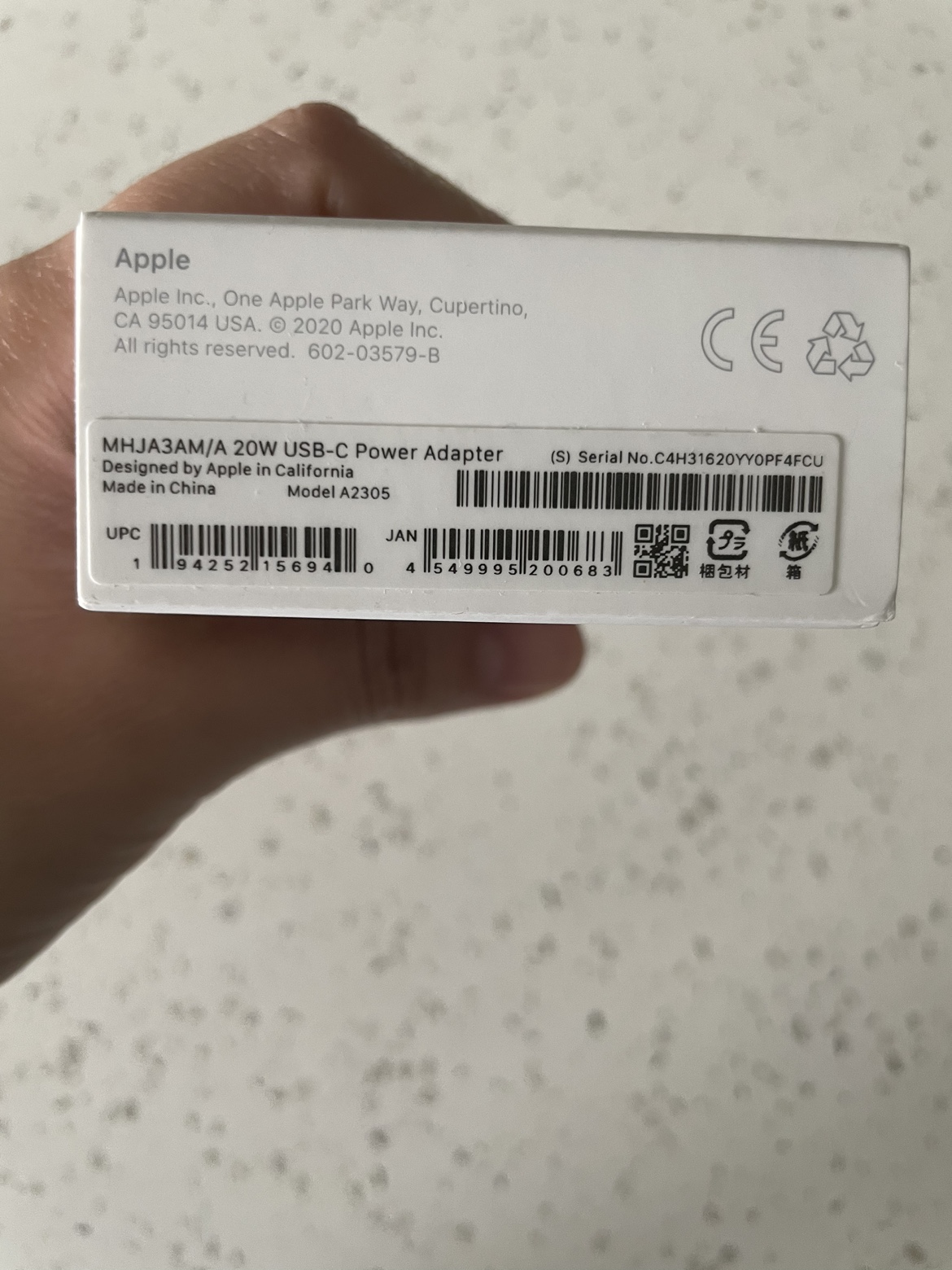 Apple USB-C 20W Power Adapter - photo 2