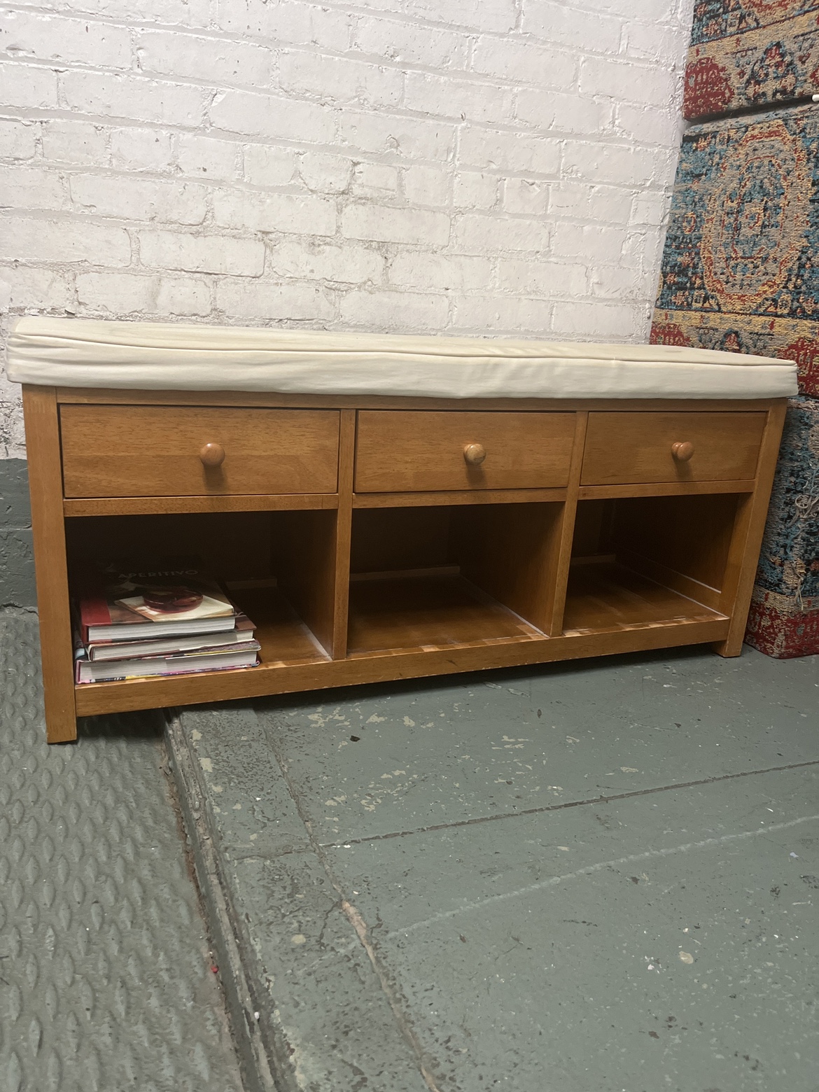 Entrance Bench / Shoe Rack
