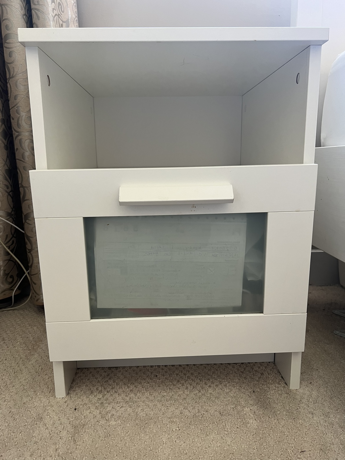 White nightstand - photo 3