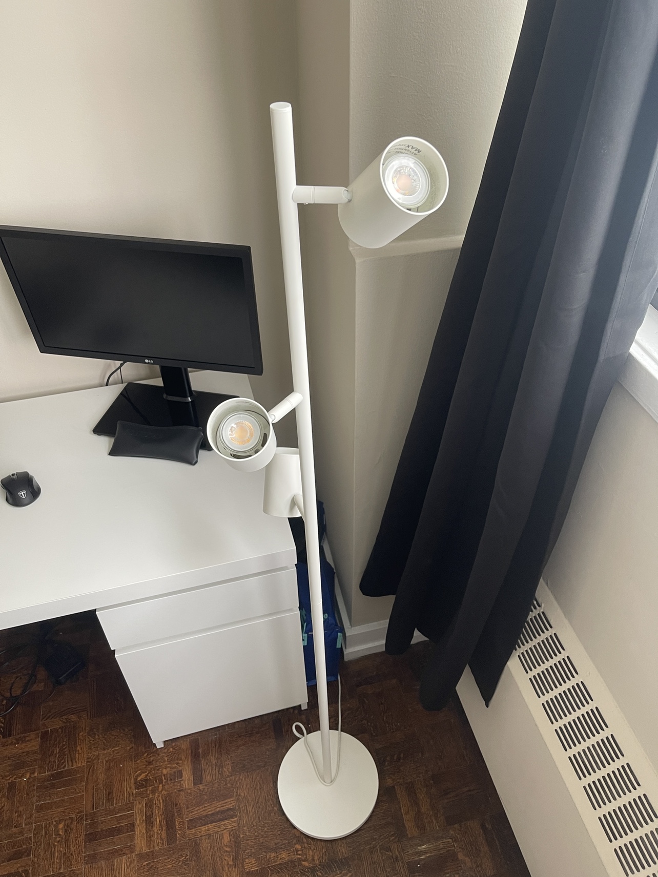 Floor Lamp with 3-spotlights. Nymåne IKEA - photo 2