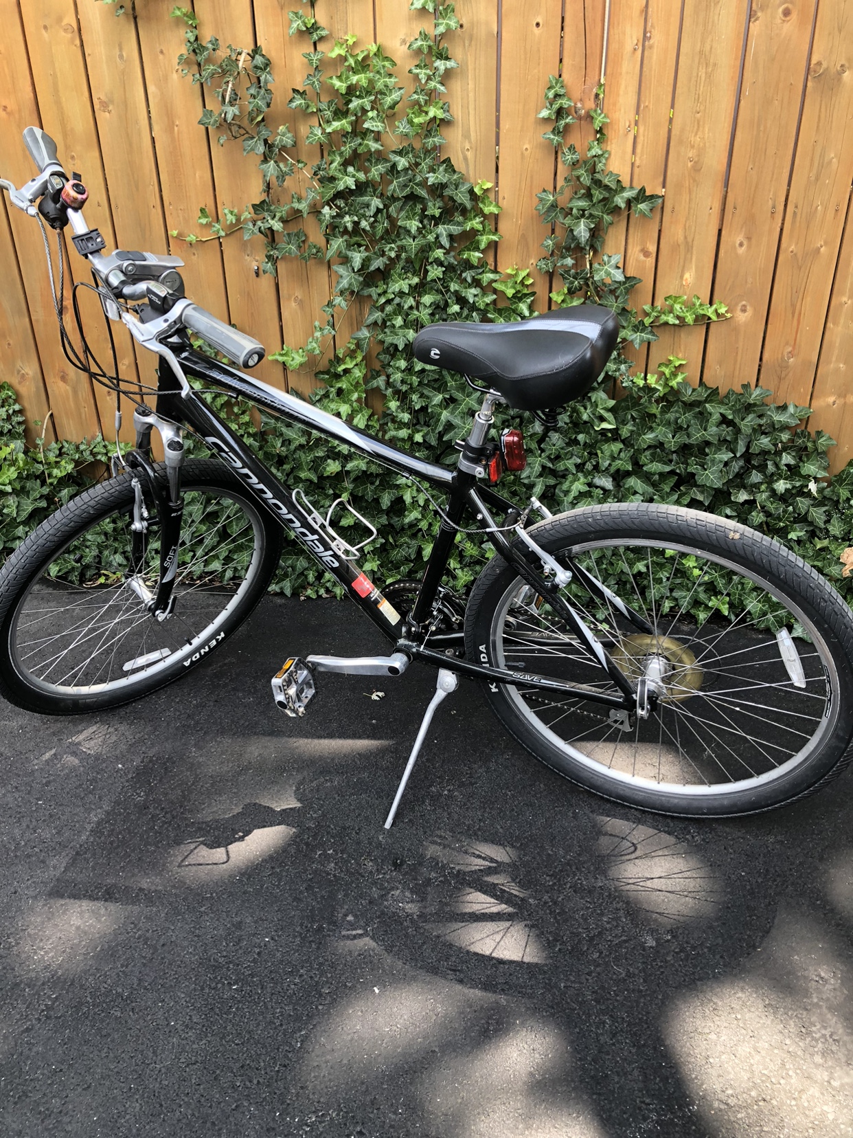 Men’s 24speed Cannondale Adventure