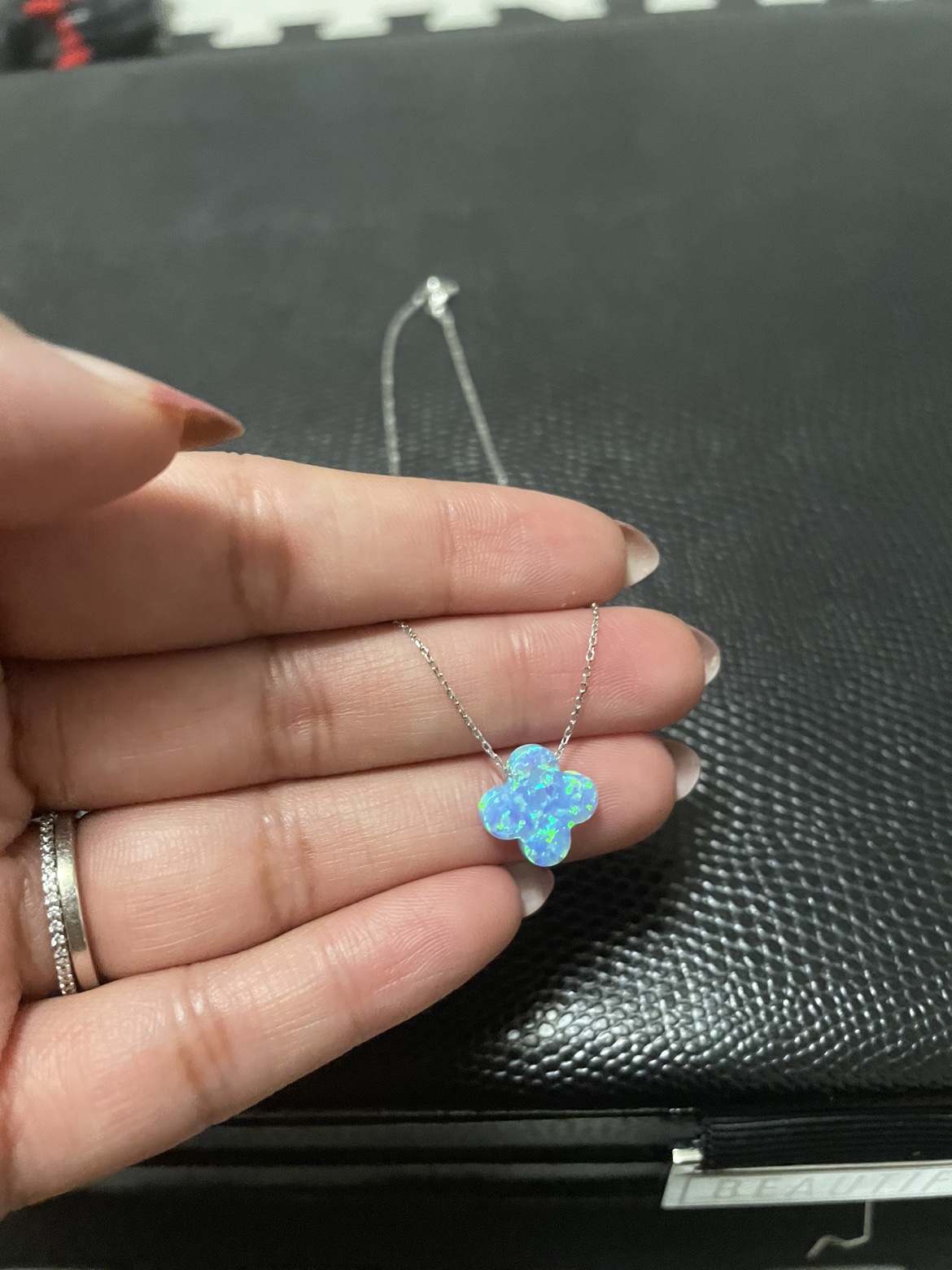 Silver clover necklace - photo 2