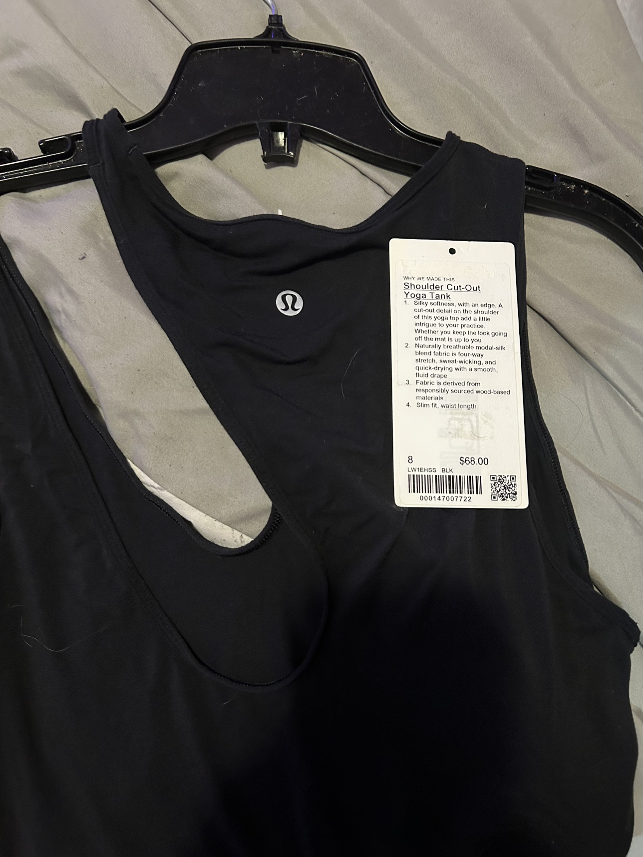 Last and final price!!!!Lululemon shoulder cut-out yoga tank - photo 4