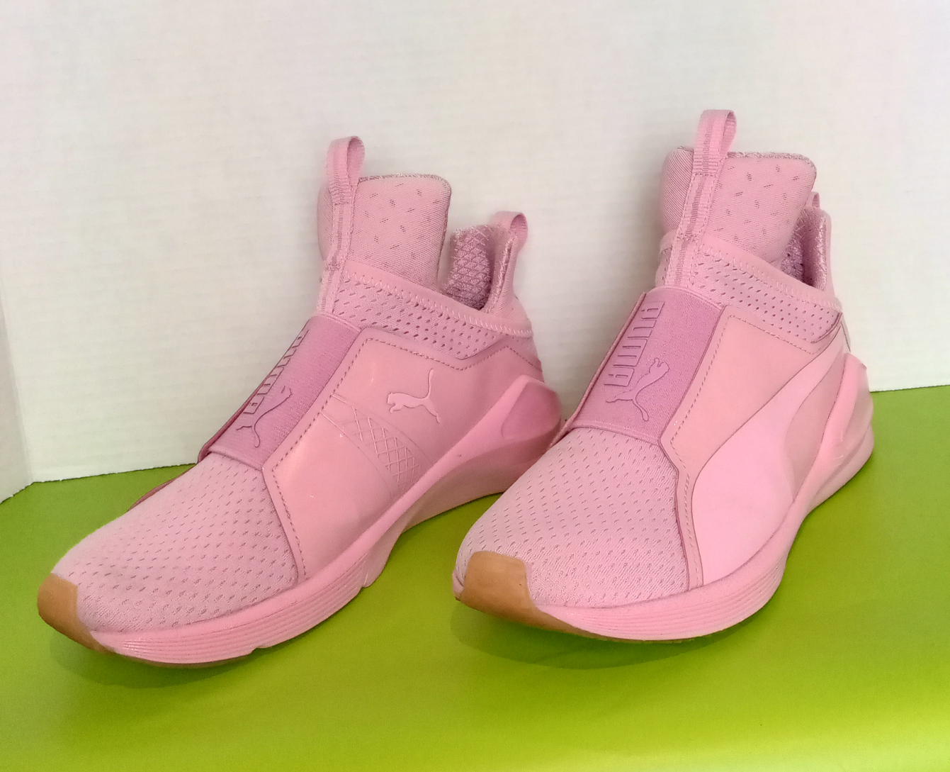 PUMA fierce knit cross-trainer Size 7 image indicator(2)