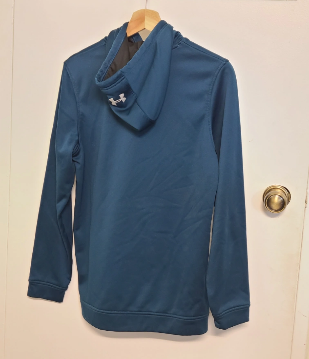 Blue Hoodie image indicator(2)