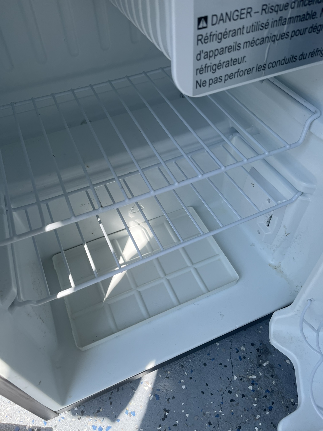 mini fridge with freezer - photo 5