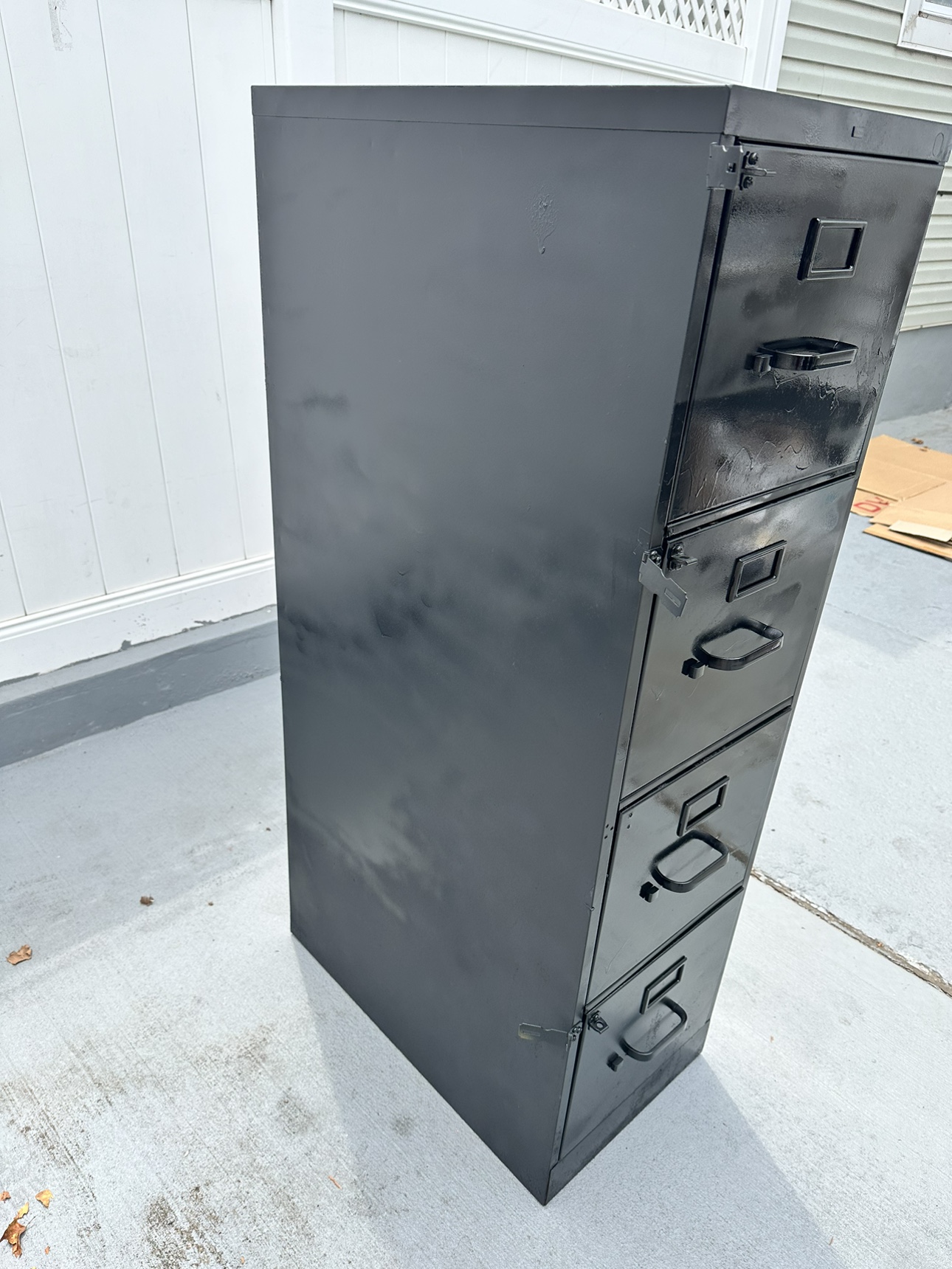 4 draw file cabinet - photo 2